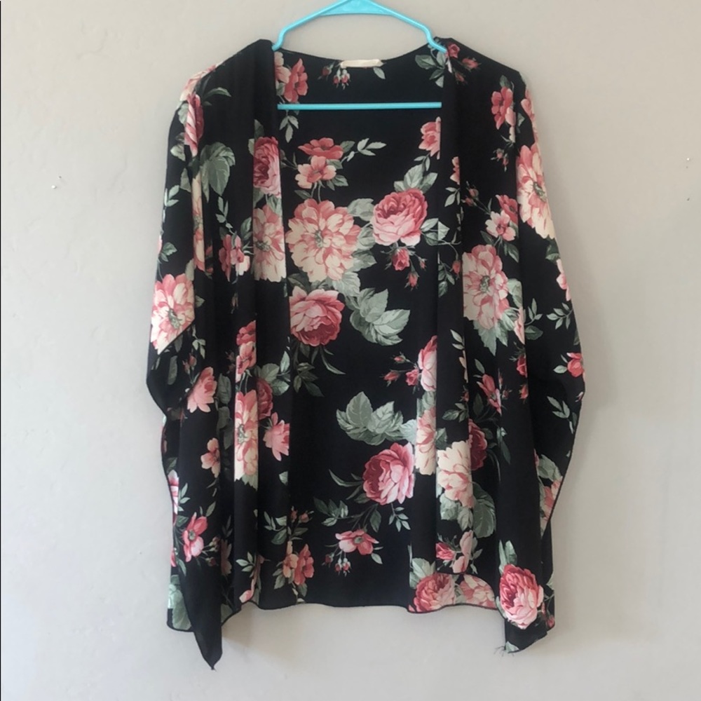 Black and Pink floral kimono